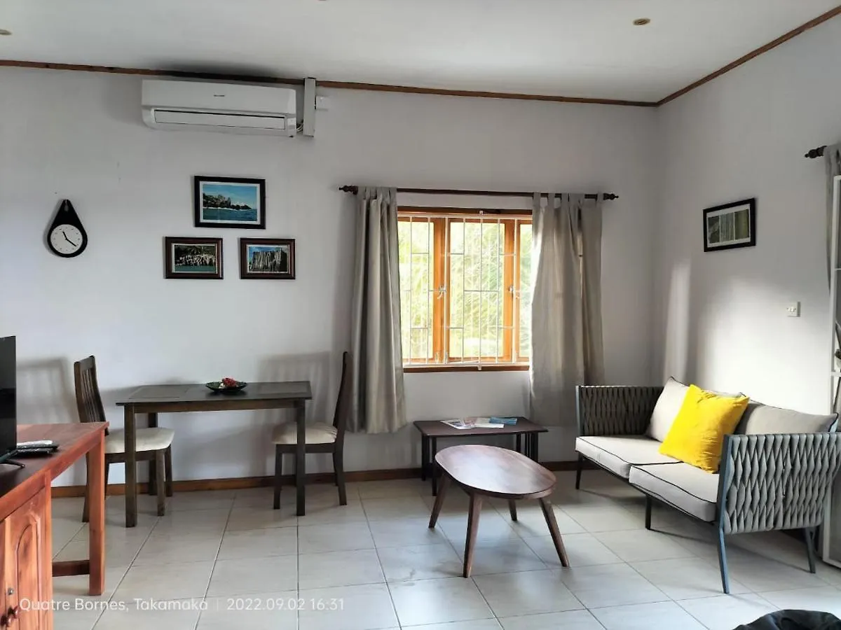 Roz A Mer - Beach Apartment Takamaka Seychelles