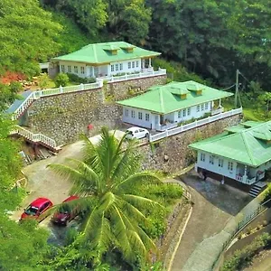Seychelles Yellow Petals Appartement